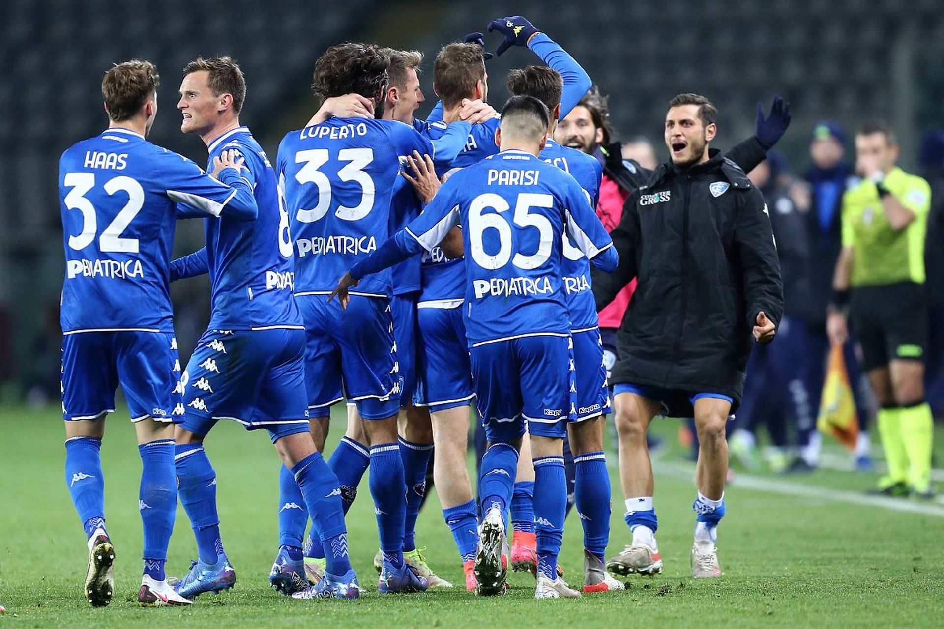 足球俱乐部 足球俱乐部